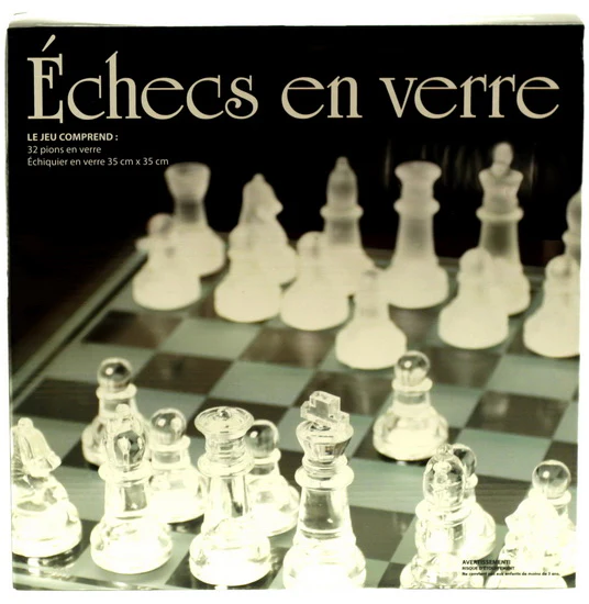 Jeu d'échecs en verre